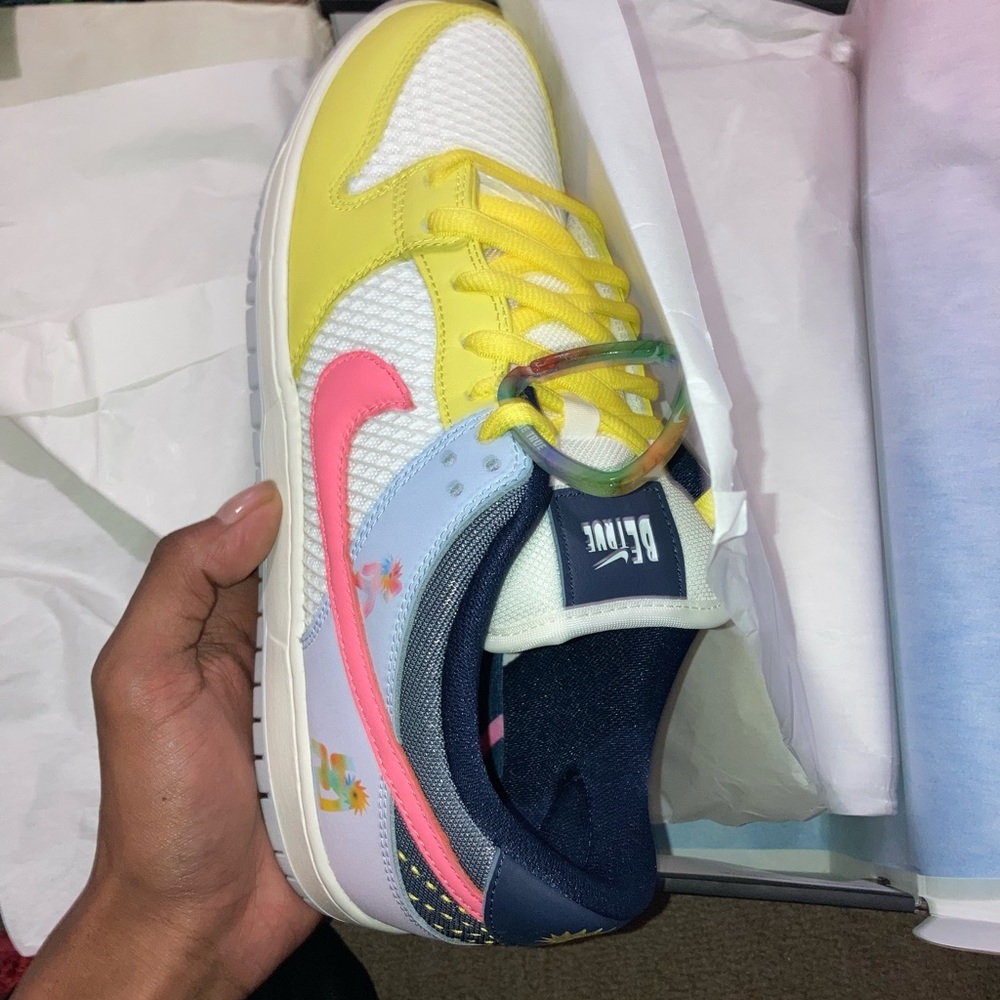 Nike sb be true dunk brand new 11